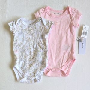 NEW calvin klein 2-pack floral pink short sleeve bodysuits 0-3 months baby girl